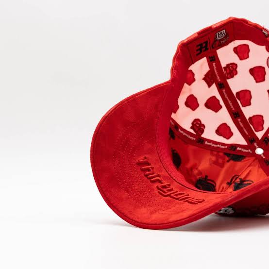 31 hats x Back pack Mochila